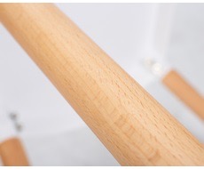 Пластиковый стул Theo белый ножки деревянные цвет бук