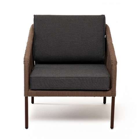 Кресло Канны плетеное из роупа, каркас алюминий коричневый (RAL8016) муар, роуп коричневый круглый, ткань темно-серая 027