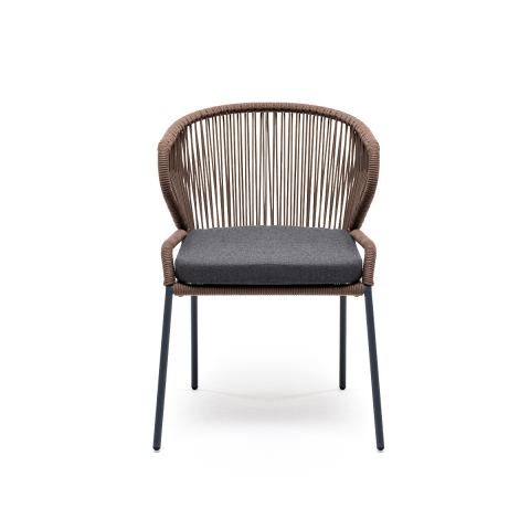 Стул Милан плетеный из роупа, каркас алюминий серый (RAL7022) муар, роуп коричневый круглый, ткань темно-серая 027