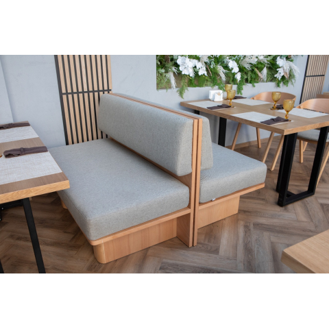 Диван Макото