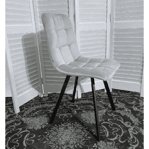 Стул CHILLI SQUARE BLUVEL-03 светло-серый, велюр / черный каркас