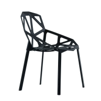 Пластиковый стул One черный