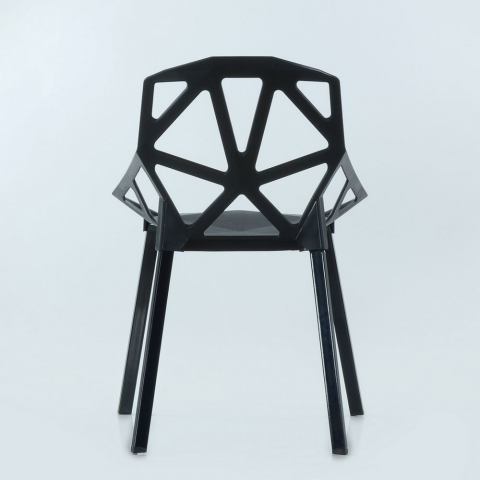 Пластиковый стул One черный